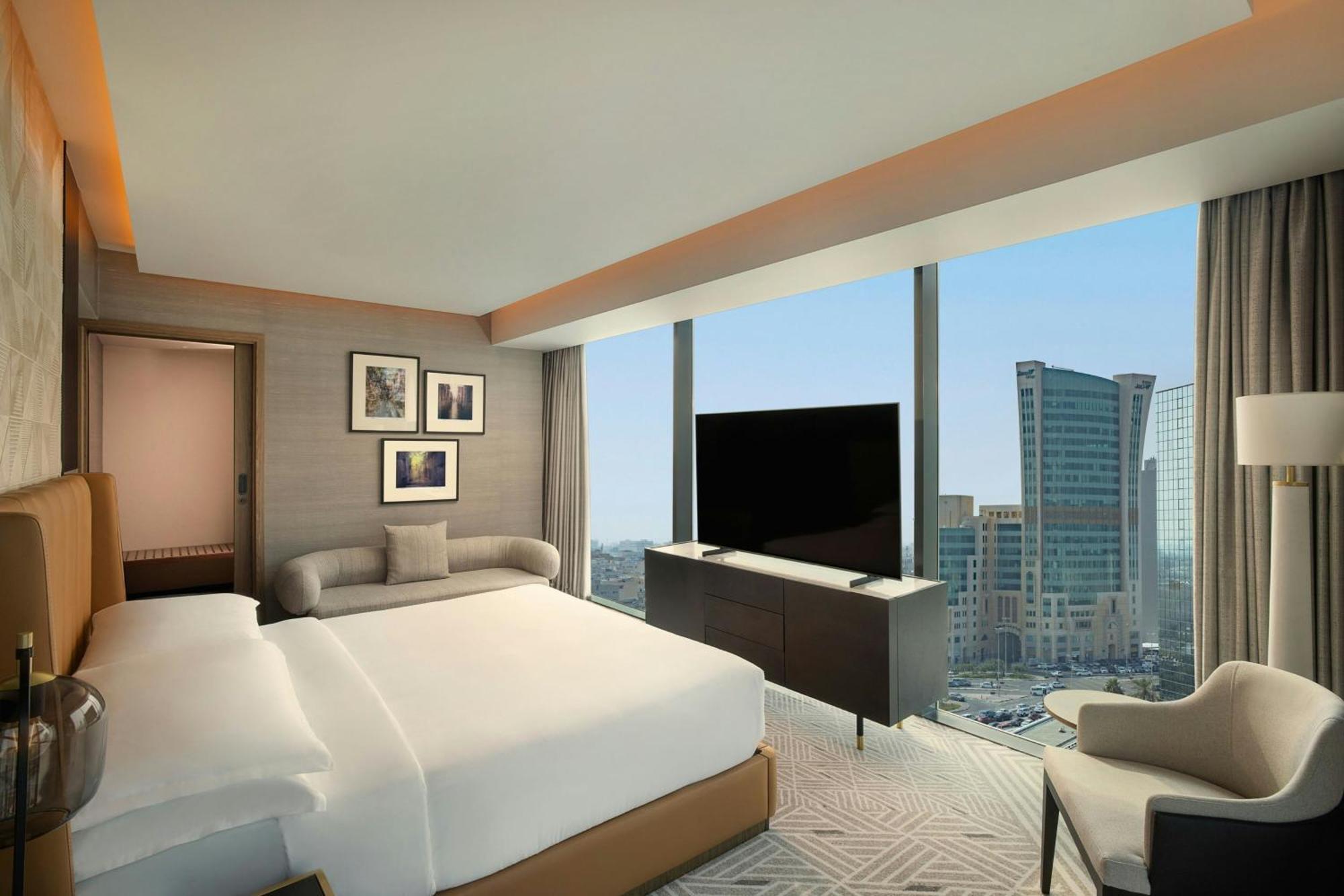 Sheraton Bahrain Hotel Манама Экстерьер фото