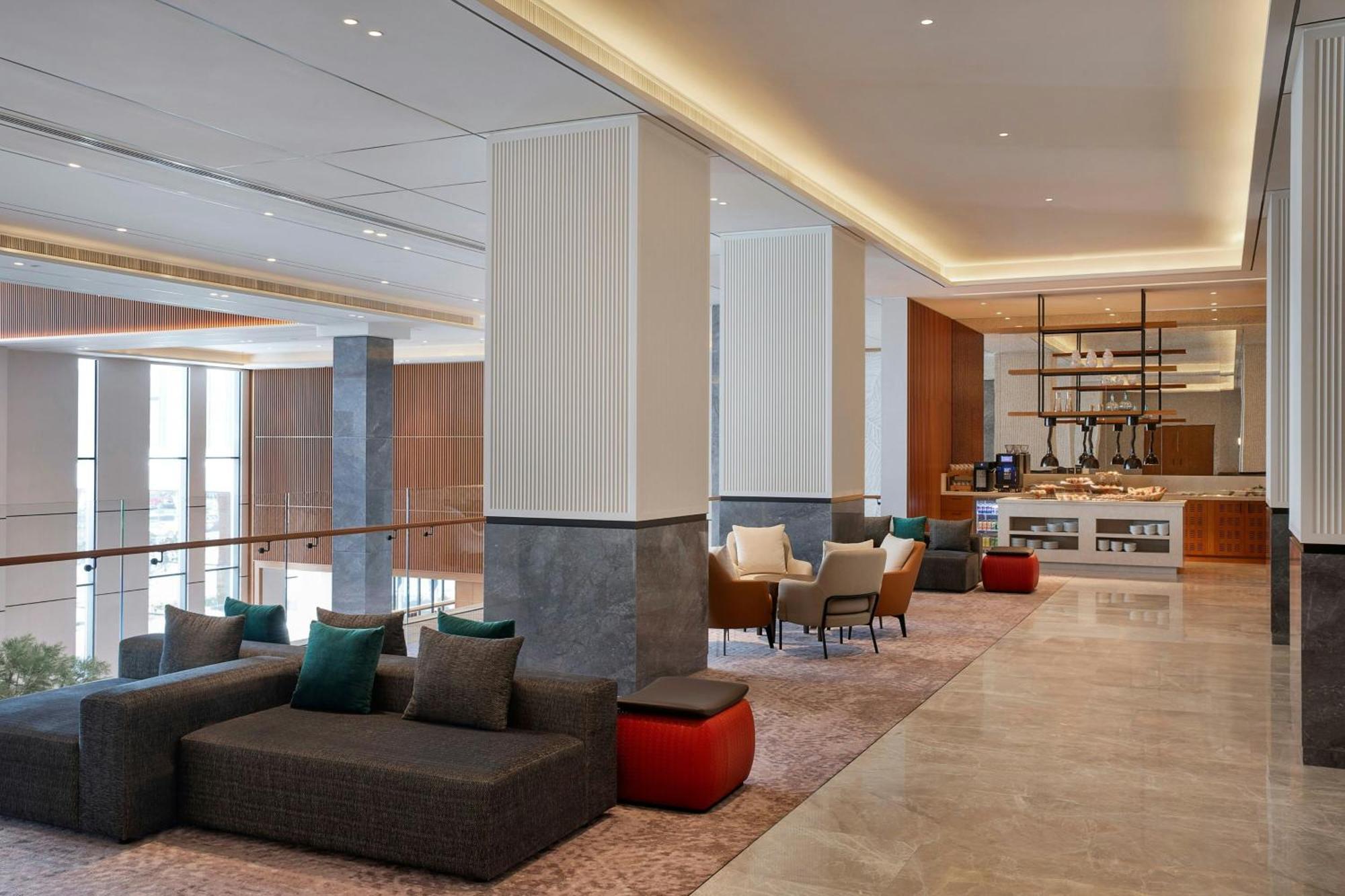 Sheraton Bahrain Hotel Манама Экстерьер фото