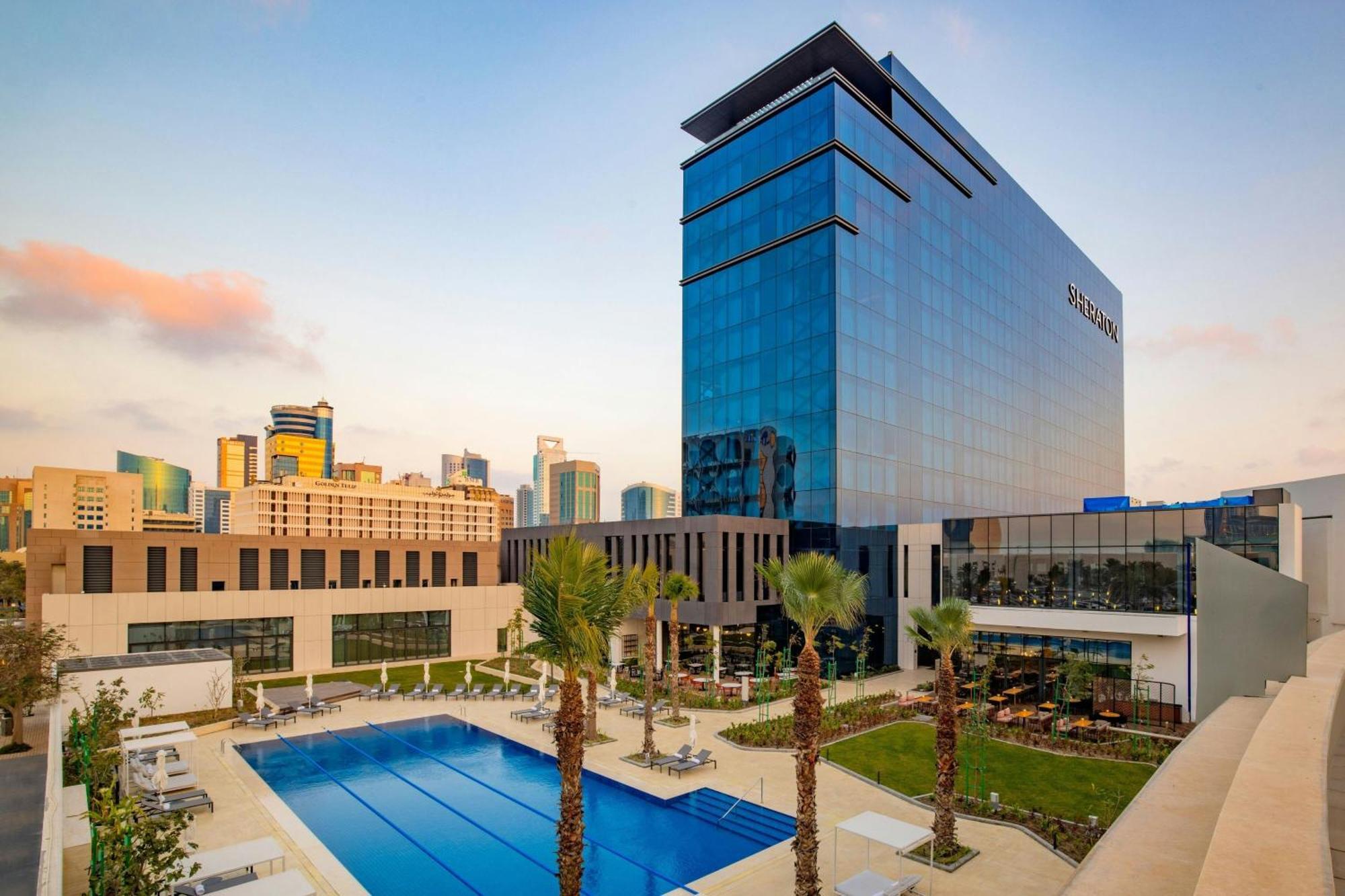 Sheraton Bahrain Hotel Манама Экстерьер фото